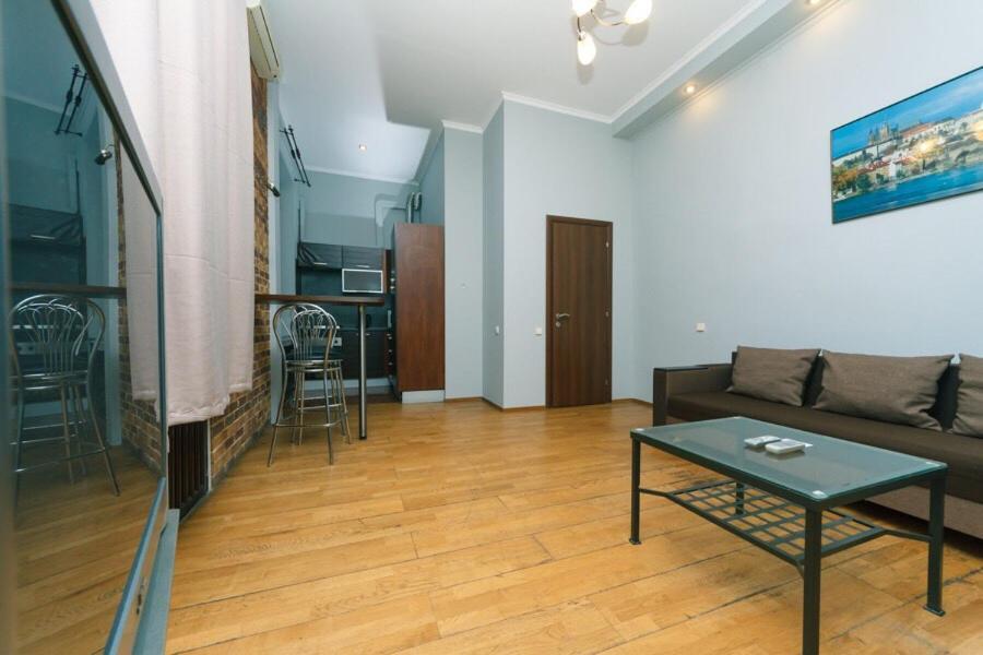 Apartments in Center metro Olimpiyskay Velyka Vaselkivska street Kiev Eksteriør bilde